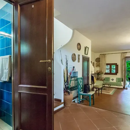 Guesthost - Porto Cervo Spacious Flat By The Port