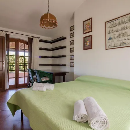 Guesthost - Porto Cervo Spacious Flat By The Port Apartment *